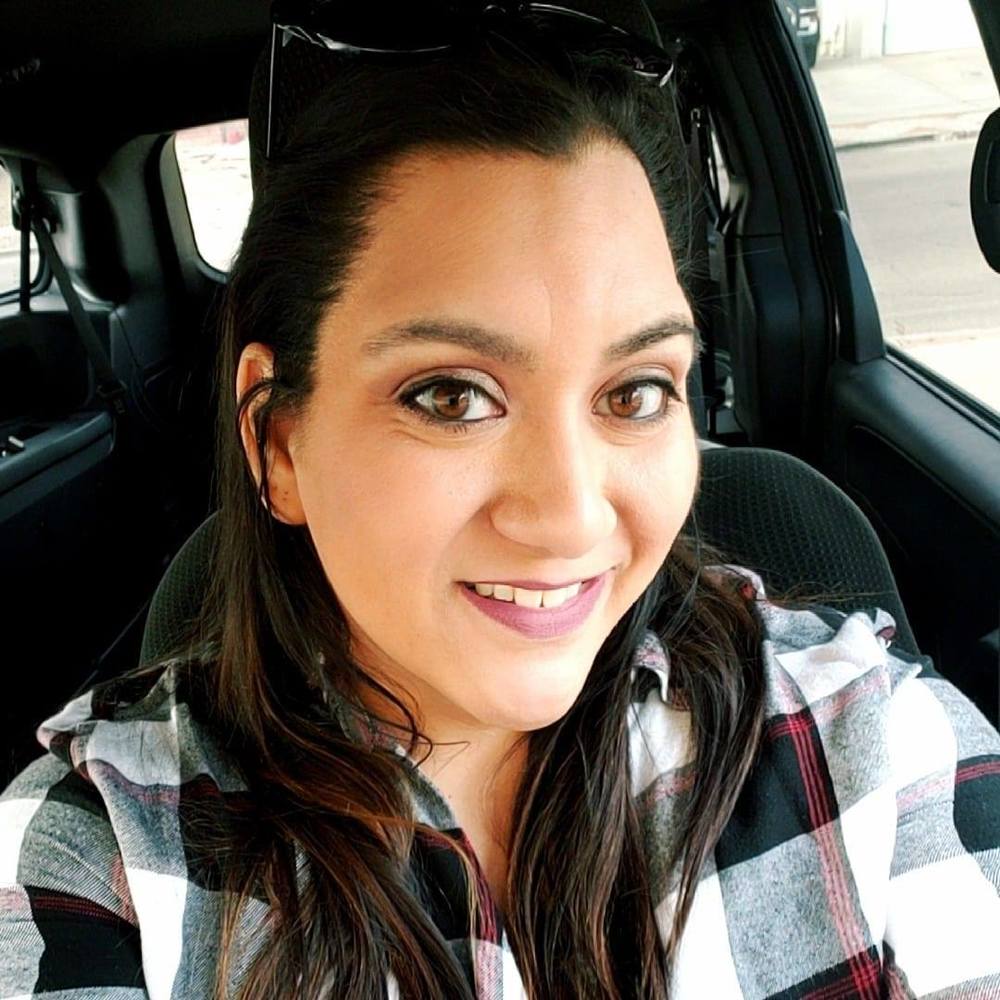 Meet your Posher, Crystal